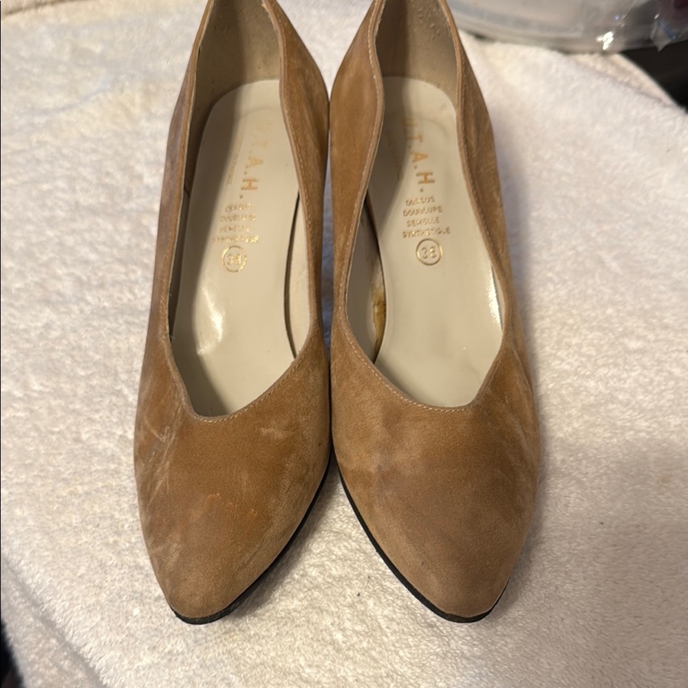Cole Haan Tan Heels Suede Minimalist Design